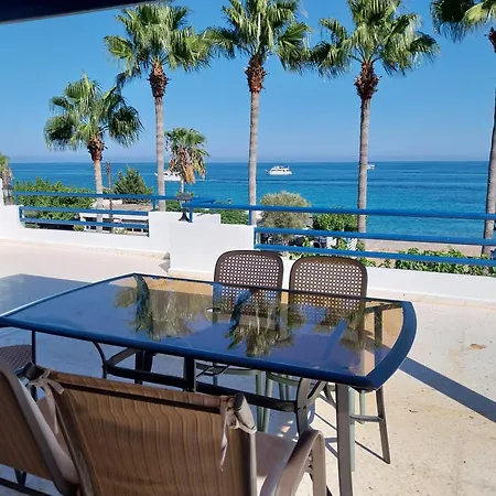 Amalia דירה Polis